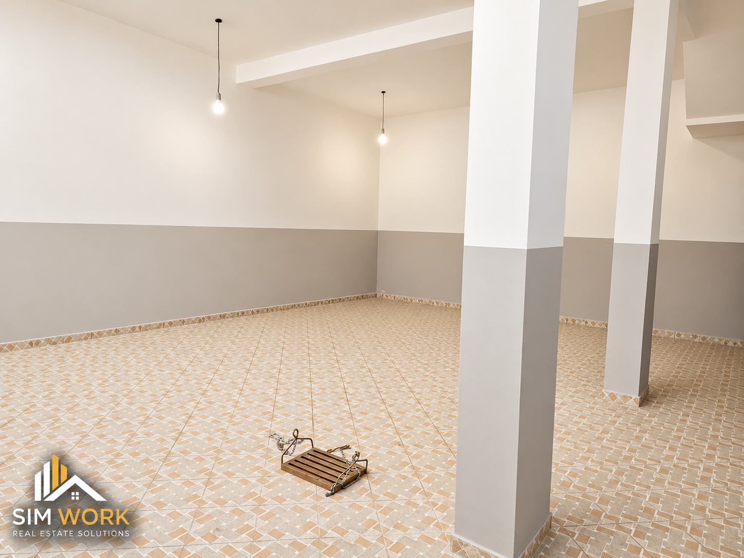 Tanger Zone Industrielle Gzenaya : Immeuble complet avec garage+ 3 appartements de 103 m² + retrait